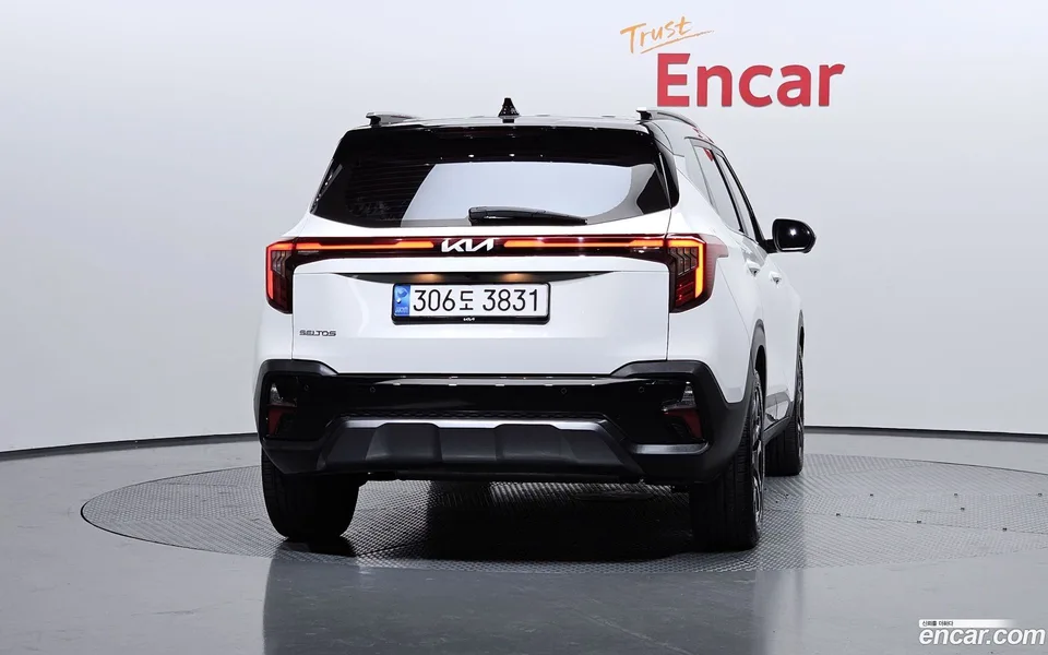 Kia Seltos 1.6 2WD 2023 — миниатюра 4