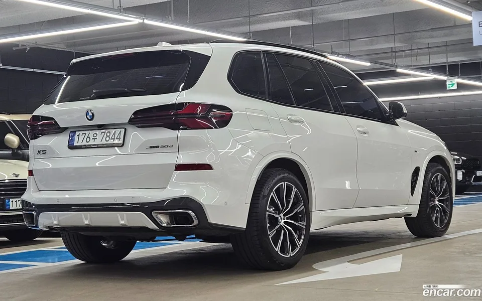 BMW X5 xDrive 30d M 2024 — миниатюра 2