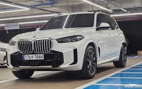 BMW X5 (G05) 2024 купить в Москве