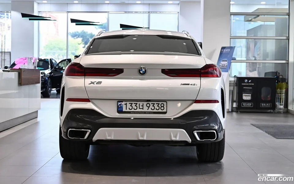 BMW X6 xDrive40i M 2022 — миниатюра 4