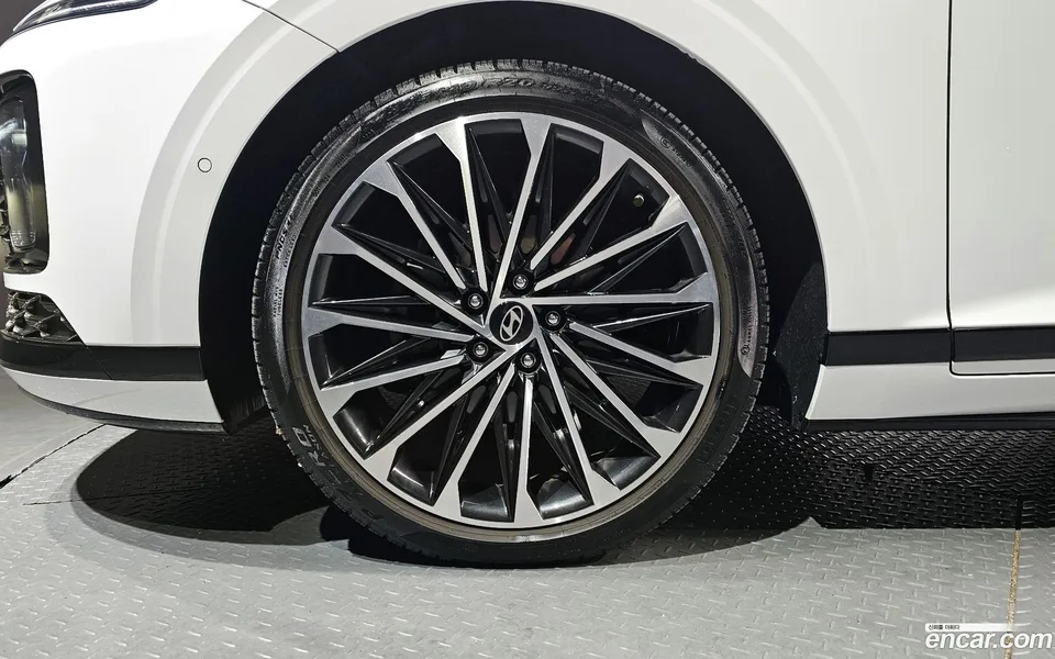 Hyundai Grandeur Hybrid 2023 — миниатюра 5