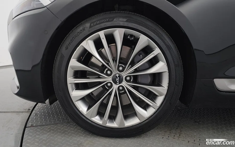 Kia K9 3.8 GDI AWD 2022 — миниатюра 5