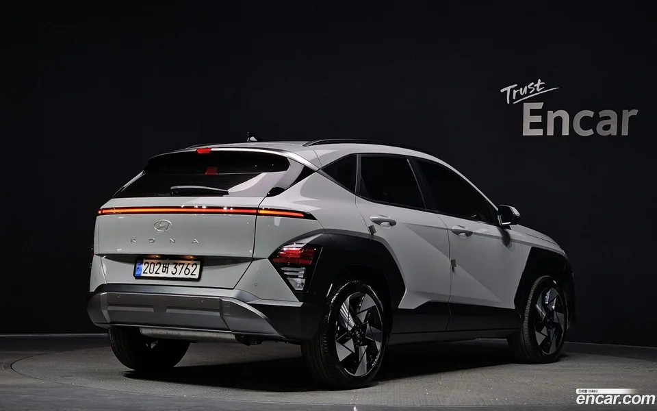 Hyundai Kona 1.6 2WD 2023 — миниатюра 2