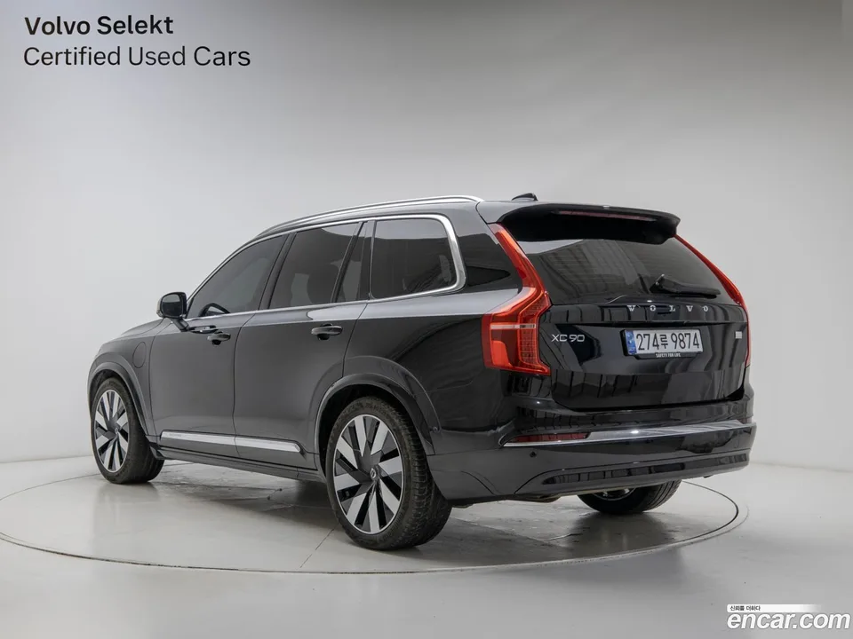 Volvo XC90 T8 2024 — миниатюра 4