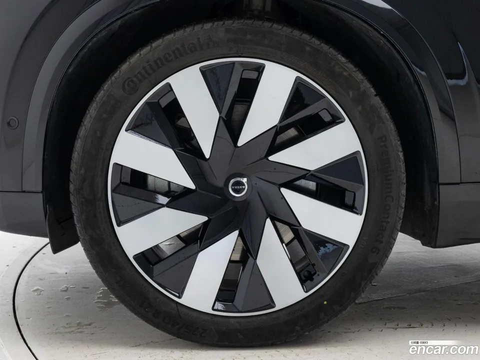 Volvo XC90 T8 2024 — миниатюра 5