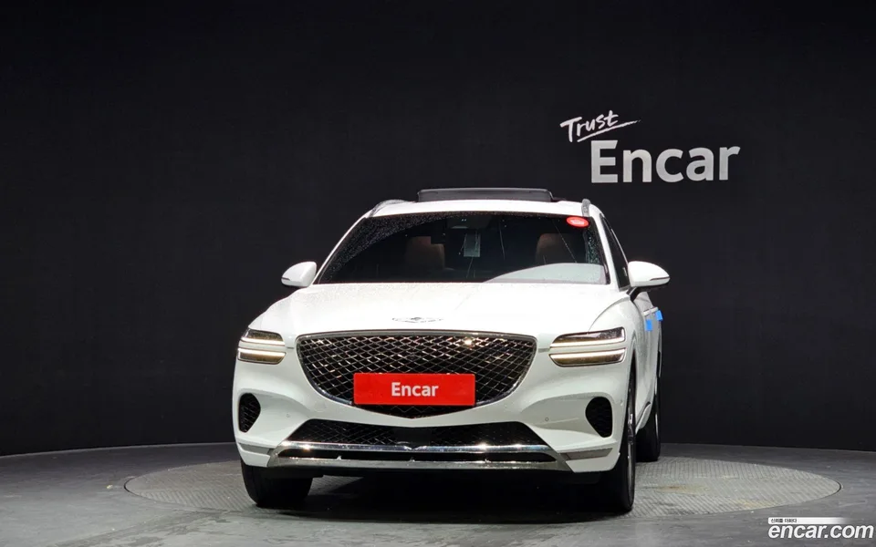 Genesis GV70 2.5T 2WD 2023 — миниатюра 3
