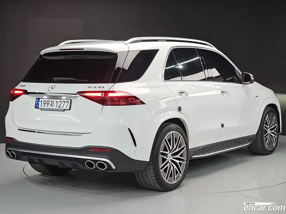 Mercedes-Benz GLE-Class AMG GLE53 4MATIC+ 2024 — миниатюра 3