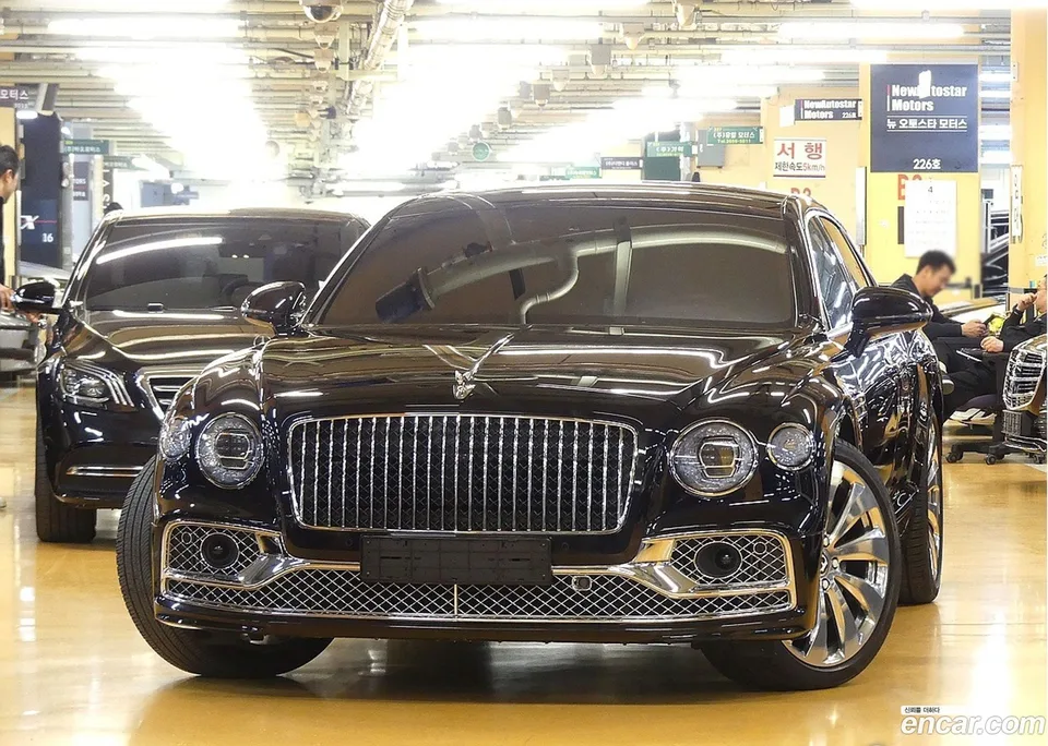 Bentley Flying Spur 4.0 2022 — миниатюра 3