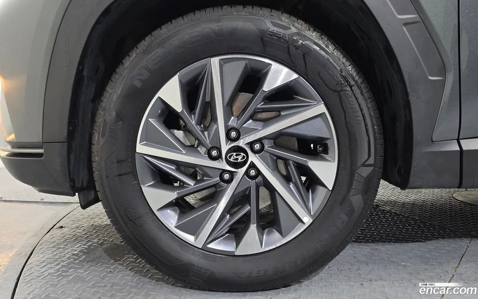 Hyundai Tucson 1.6 2WD 2022 — миниатюра 5