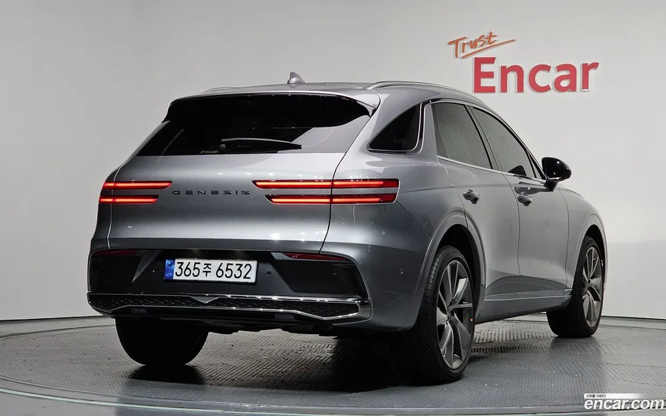 Genesis GV70 2.5T AWD 2026 — миниатюра 2