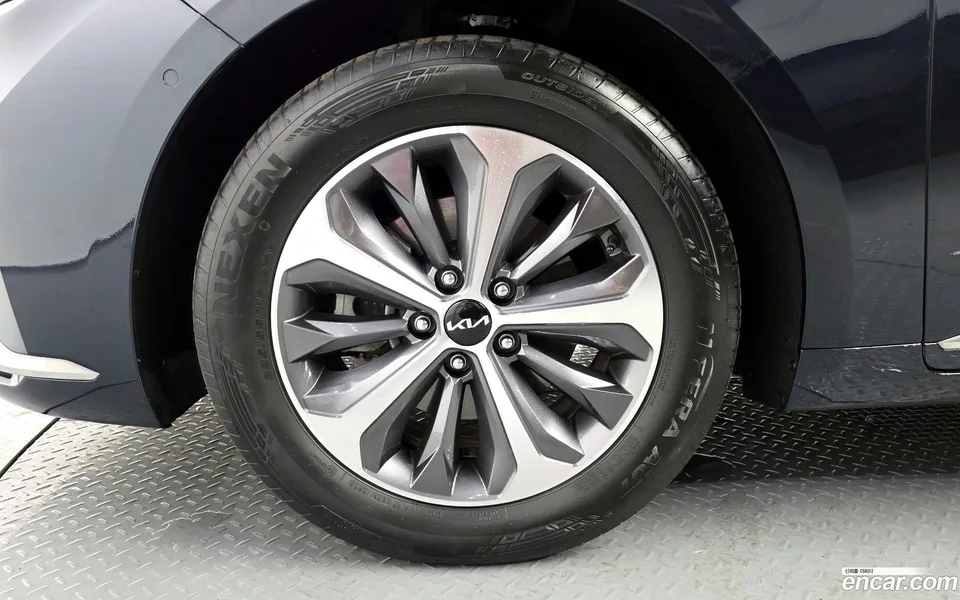 Kia K8 Hybrid 2022 — миниатюра 5