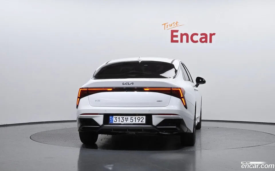 Kia K5 Hybrid 2024 — миниатюра 4