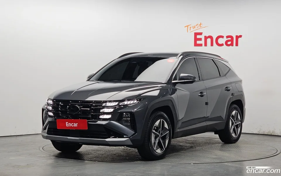 Hyundai Tucson Hybrid NX4 HEV 1.6 2WD 2026 — фото 1, купить с доставкой в Москву