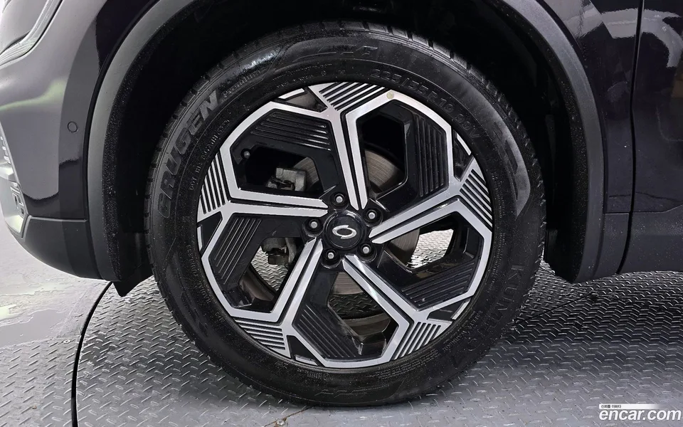 Renault Samsung QM6 2.0 GDe 2WD 2023 — миниатюра 5