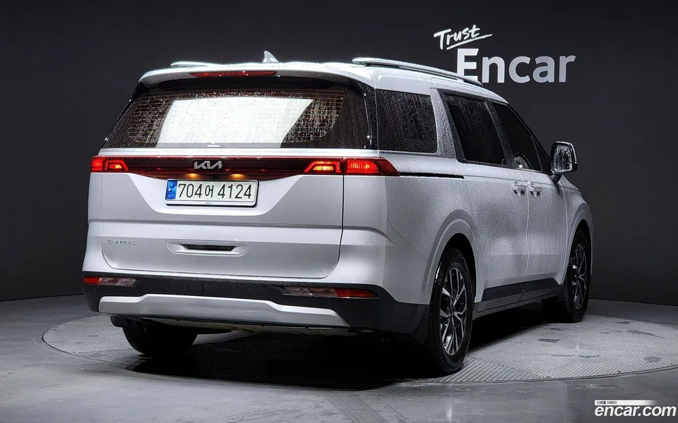 Kia Carnival 11 2022 — миниатюра 2