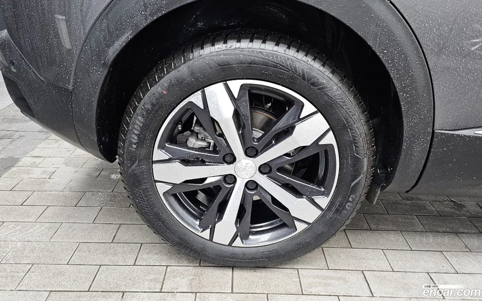 Peugeot 3008 1.2 Pure Tech GT 2022 — миниатюра 5