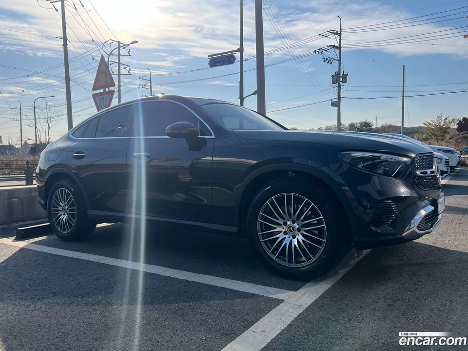 Mercedes-Benz GLC-Class GLC300 4MATIC 2025 — миниатюра 2