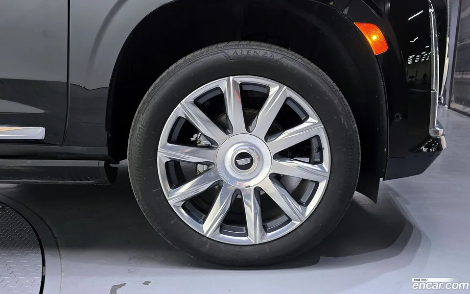 Cadillac Escalade 6.2 ESV 2022 — миниатюра 5