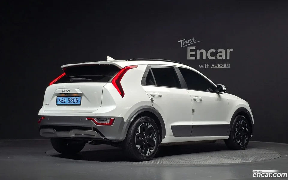Kia Niro EV 2024 — миниатюра 2