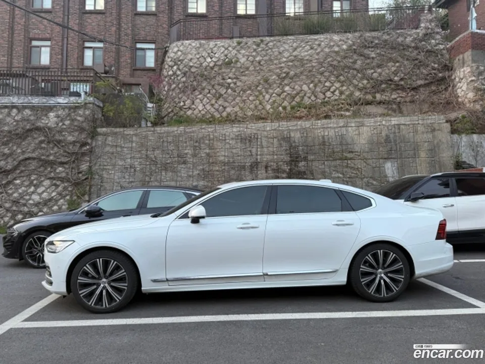 Volvo S90 B5 2024 — миниатюра 2
