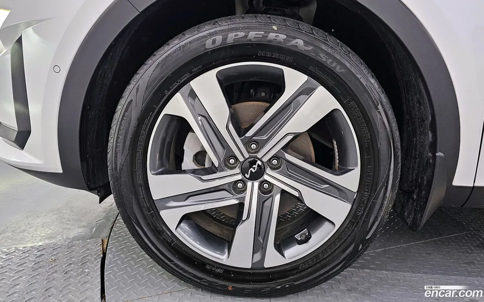 Kia Sorento HEV 1.6 2WD 2023 — миниатюра 5