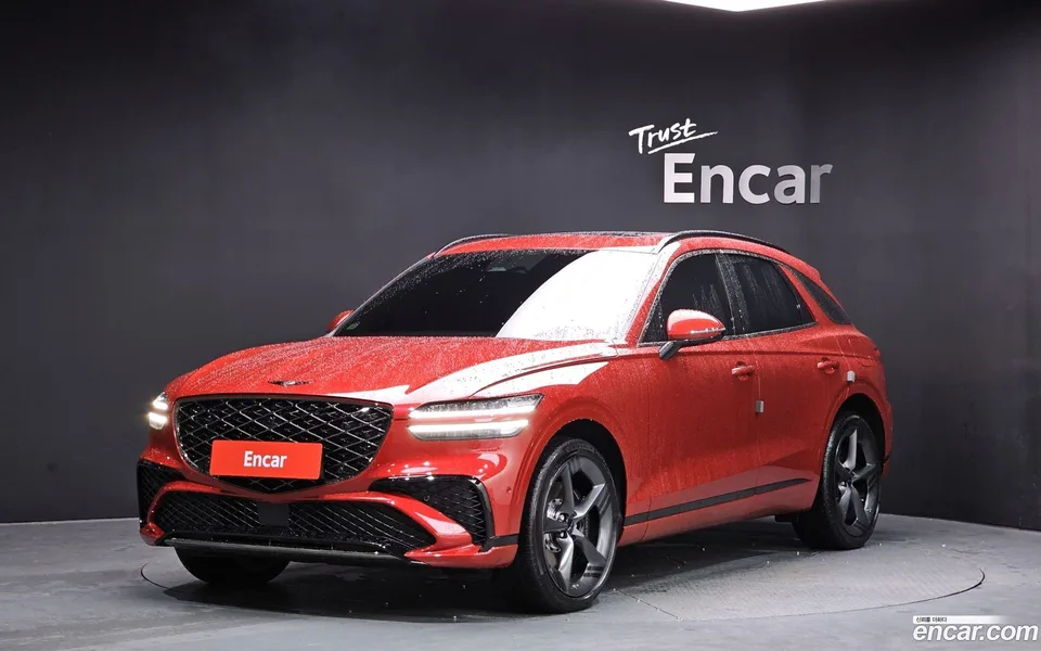 Genesis GV70 2.5T 2WD 2024 — фото 1, купить с доставкой в Москву