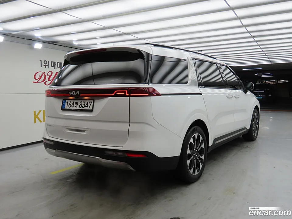 Kia Carnival 7 2023 — миниатюра 3