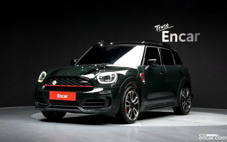 MINI Cooper S Countryman JCW 2022 — фото 1, купить с доставкой в Москву