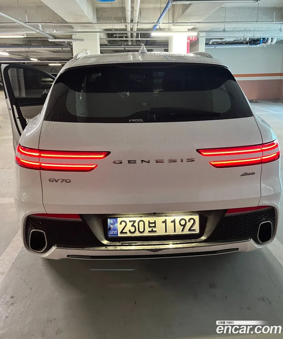 Genesis GV70 2.5T AWD 2022 — миниатюра 4