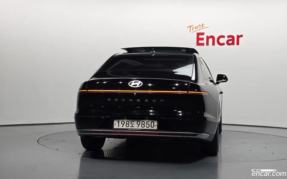 Hyundai Grandeur 2.5 2WD 2023 — миниатюра 4