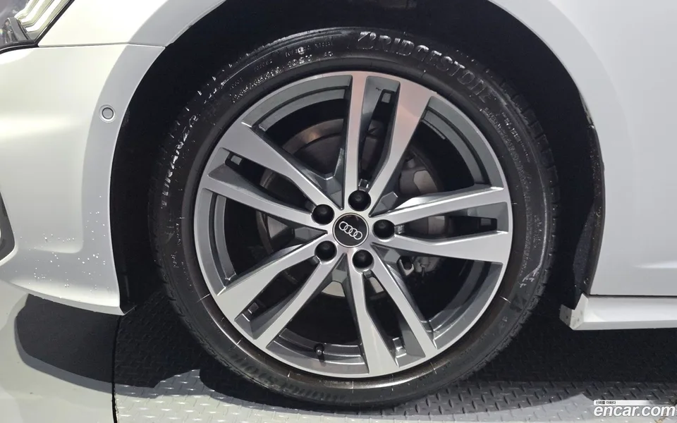 Audi A6 40 TDI 2023 — миниатюра 5