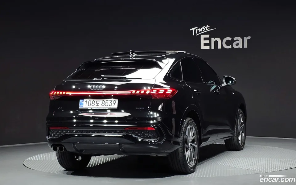 Audi Q5 (80A) 40 TDI S Line 2025 — миниатюра 2