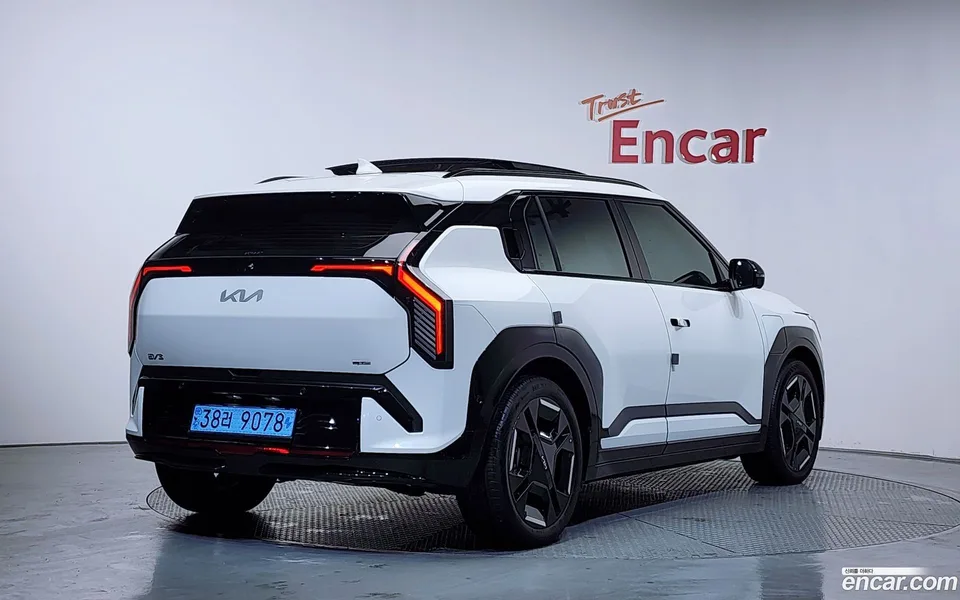 Kia EV3 2WD 2025 — миниатюра 2