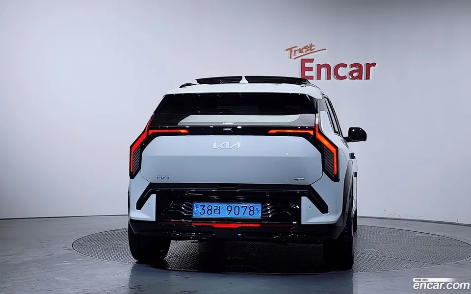Kia EV3 2WD 2025 — миниатюра 4