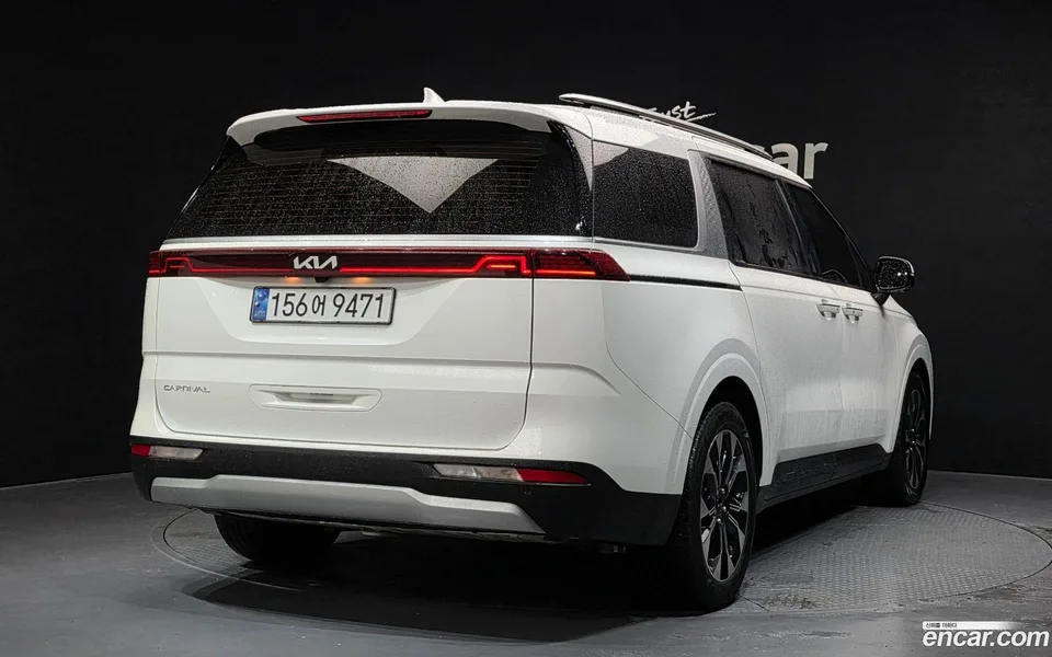 Kia Carnival 9 2022 — миниатюра 2