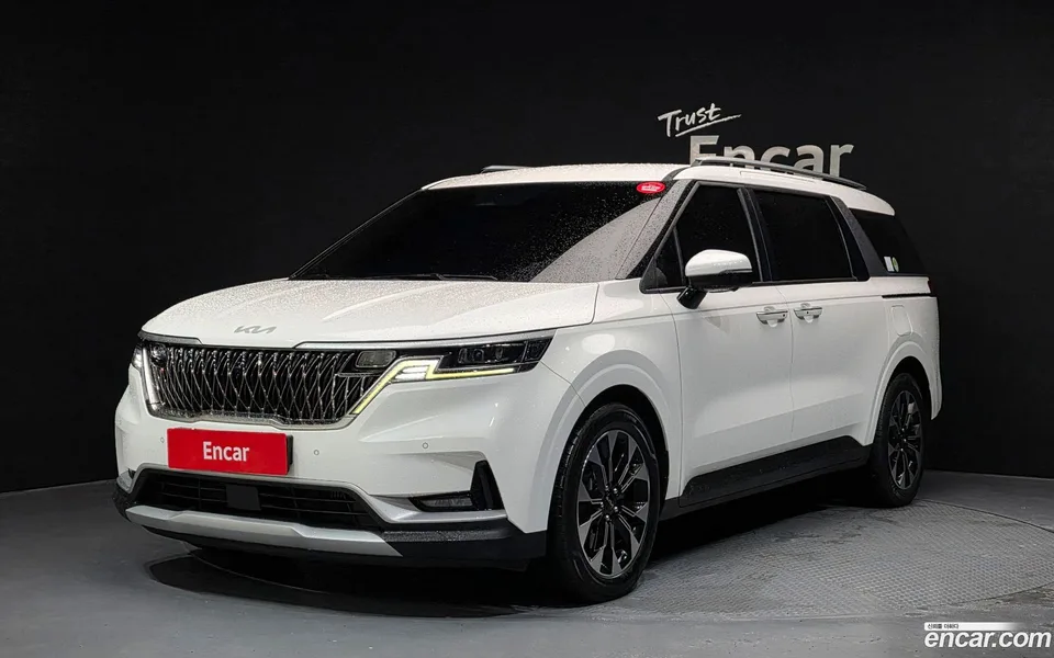 Kia Carnival 9 2022 — фото 1, купить с доставкой в Москву