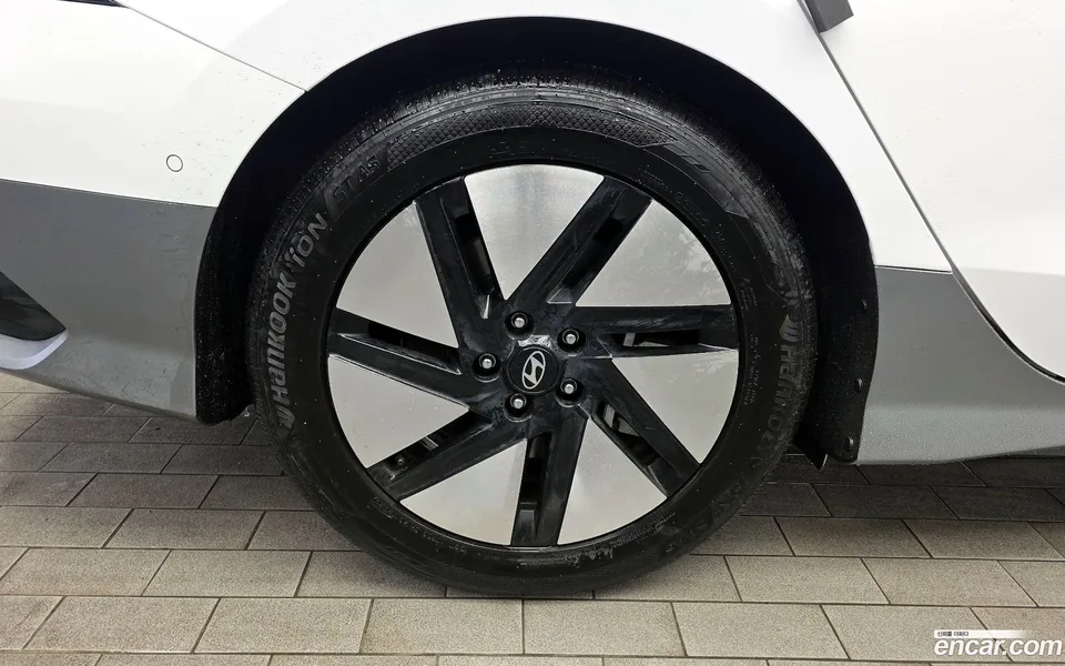 Hyundai Ioniq 6 AWD 2022 — миниатюра 5