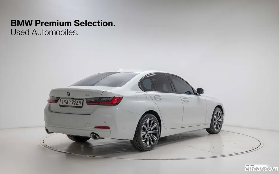 BMW 3 Series 320i 2025 — миниатюра 2