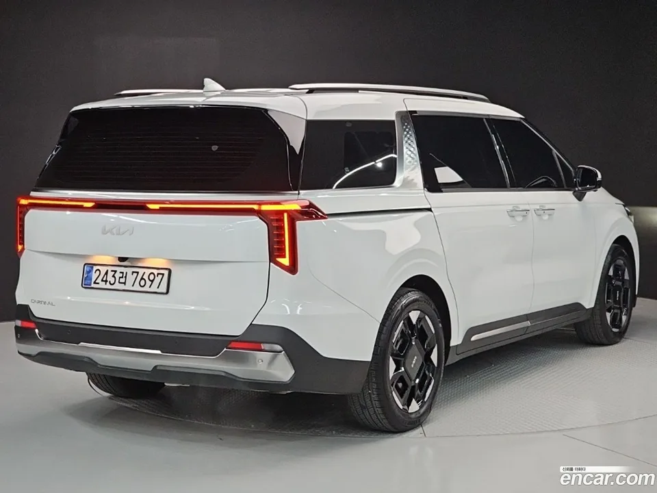 Kia Carnival 7 2024 — миниатюра 3