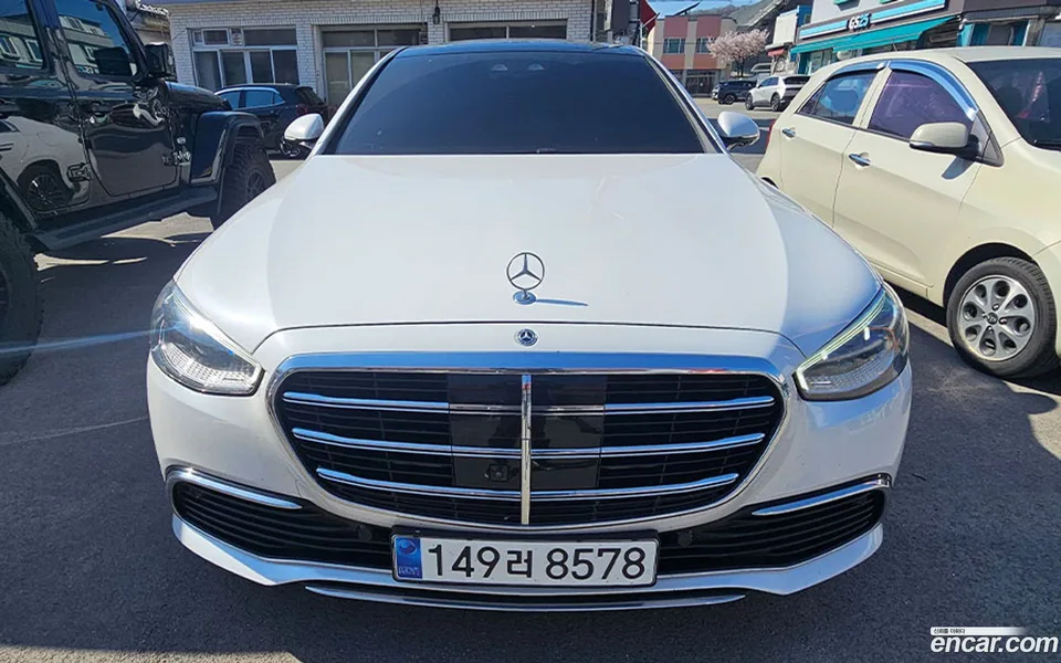 Mercedes-Benz S-Class S350 d 4MATIC 2025 — фото 1, купить с доставкой в Москву