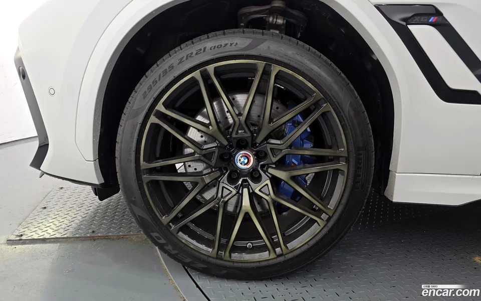 BMW X6M 4.4 2023 — миниатюра 5