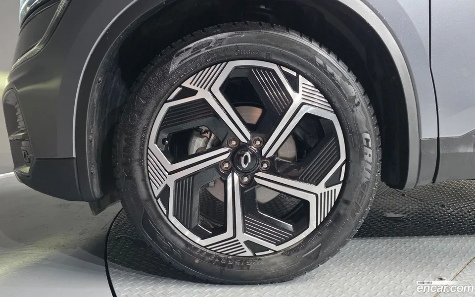 Renault Samsung QM6 2.0 GDe RE 2WD 2024 — миниатюра 5