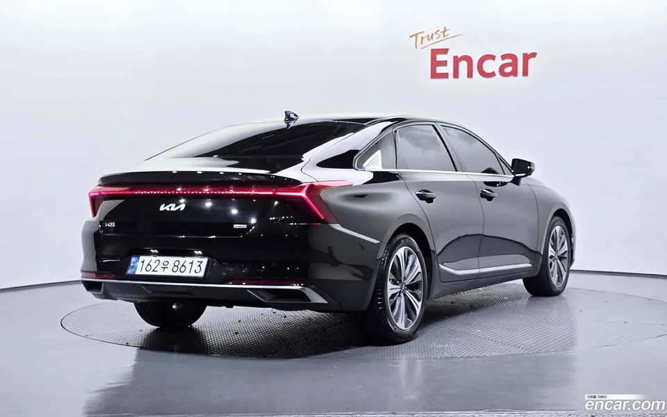 Kia K8 Hybrid 2023 — миниатюра 2