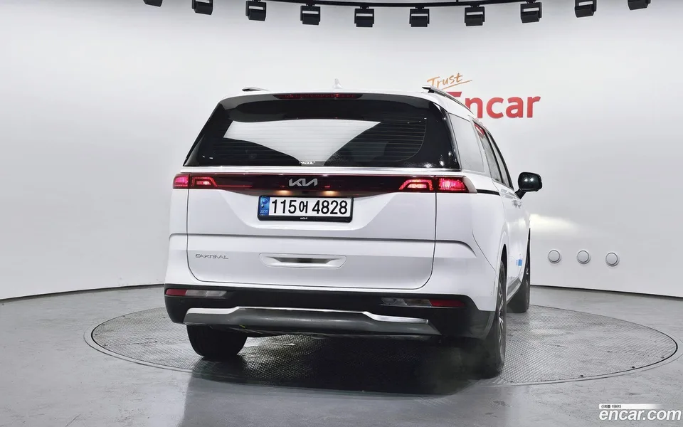 Kia Carnival 9 2023 — миниатюра 4