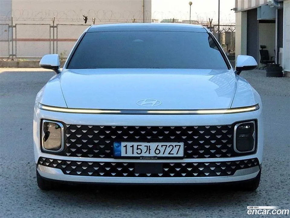 Hyundai Grandeur 2.5 2WD 2023 — миниатюра 2