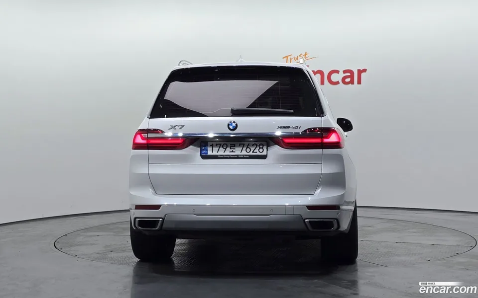 BMW X7 xDrive 40i 7 2022 — миниатюра 4
