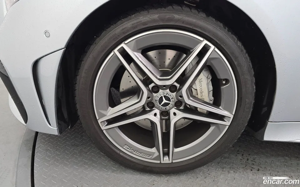 Mercedes-Benz CLS-Class CLS300d 4MATIC 2022 — миниатюра 5