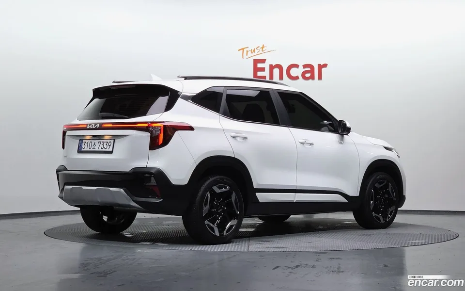 Kia Seltos 1.6 2WD 2023 — миниатюра 2