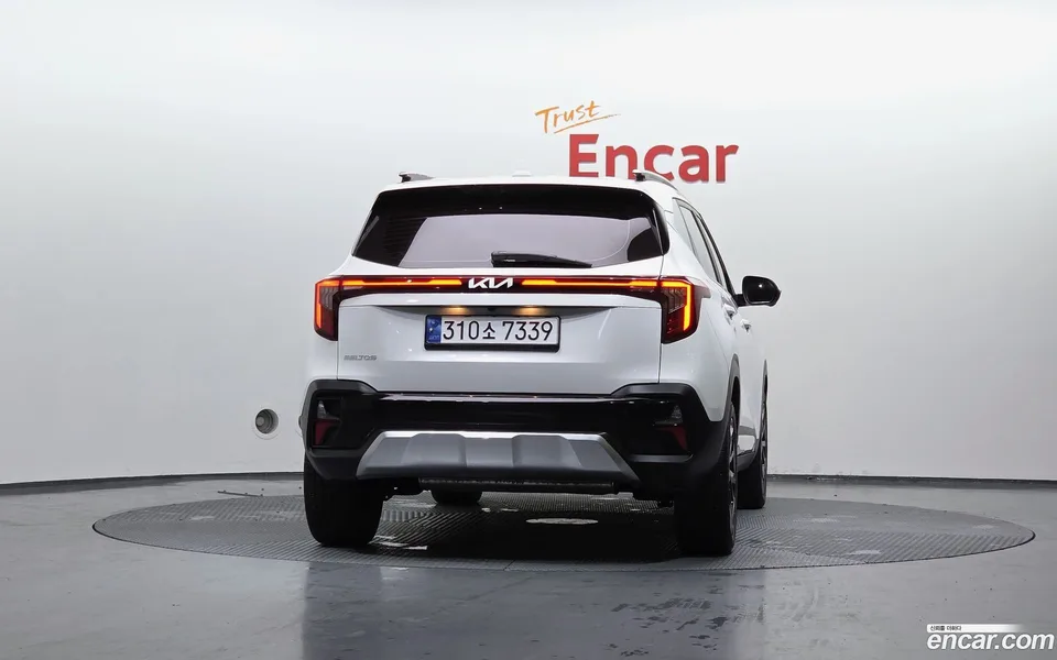 Kia Seltos 1.6 2WD 2023 — миниатюра 4