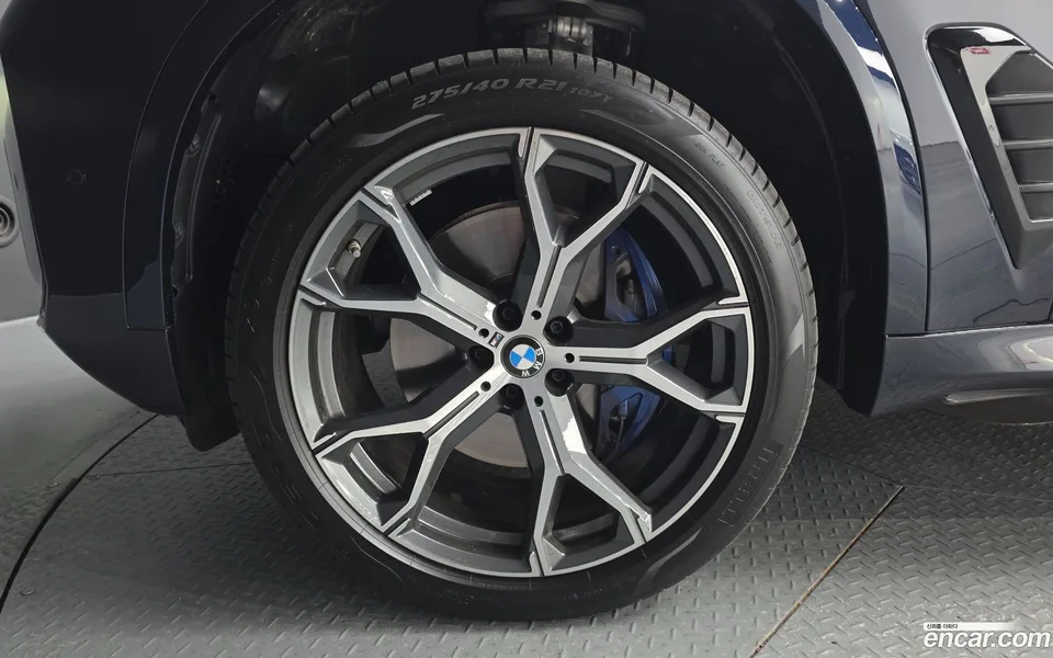 BMW X5 xDrive 30d M 2025 — миниатюра 5